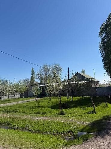 Продаётся Дом в центре Беловодск 35 сотых по факту, по документам 22 — 8