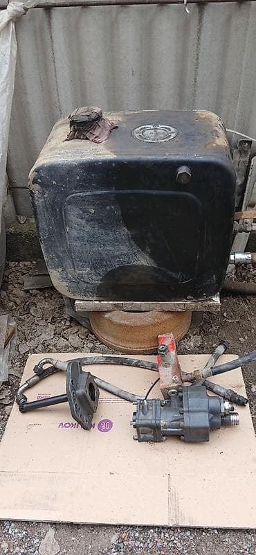 Рулевая часть: Mercedes-Benz — 4