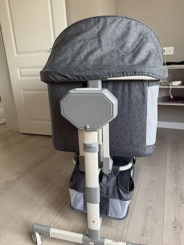 Оюн манеждери: Балдар үчүн кошумча коюлган керебет, Дөңгөлөктүү, түсү - Боз — 1