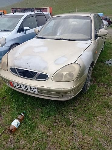 Daewoo Nubira: 2000 г., 1.6 л, Ручные, Бензин, Седан