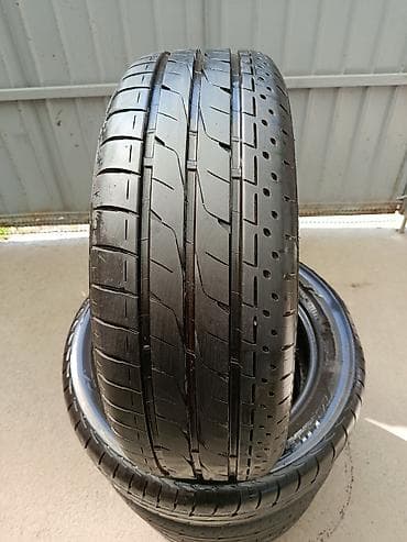 перфорация дисков: Шины 215 / 55 / R 17, Лето, Комплект, Легковые, Bridgestone — 1