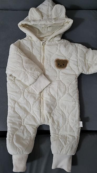 Боди: Продается детский деми комбинезон. На ярлыке: размер 80/52, подходит — 1