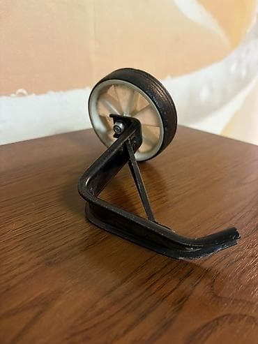 s4 2 2: Дополнительное боковое колесо для детского велосипеда - Назначение — 4