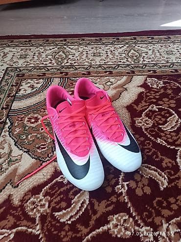Футбольные бутсы Nike mercurial elite не носил - Модель с шнуровкой