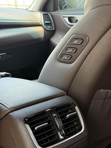 tesla 3: Hyundai Grandeur: 2019 г., 2.4 л, Автомат, Гибрид, Седан — 9