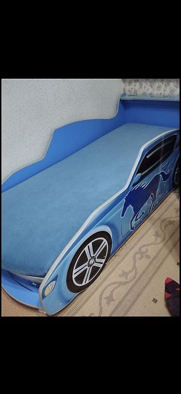 детская машины: Кровать-машинка, Б/у, ЛДСП — 1