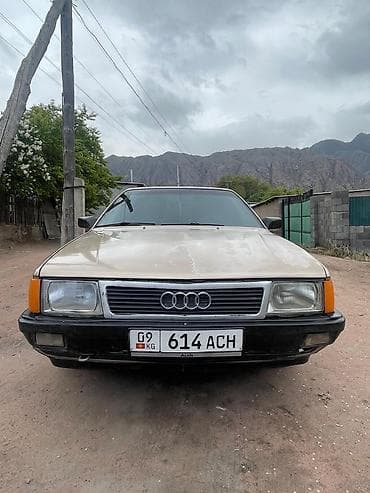 Транспорт: Audi 100: 1987 г., 2.2 л, Механика, Бензин, Седан — 6