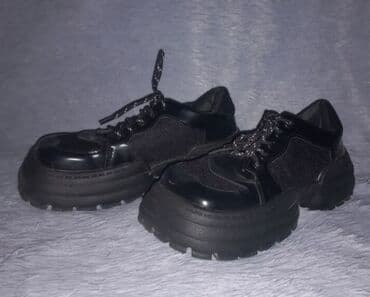 женские слипоны больших размеров: Лоферы, 37, Новый, цвет - Черный, Самовывоз, Платная доставка — 1