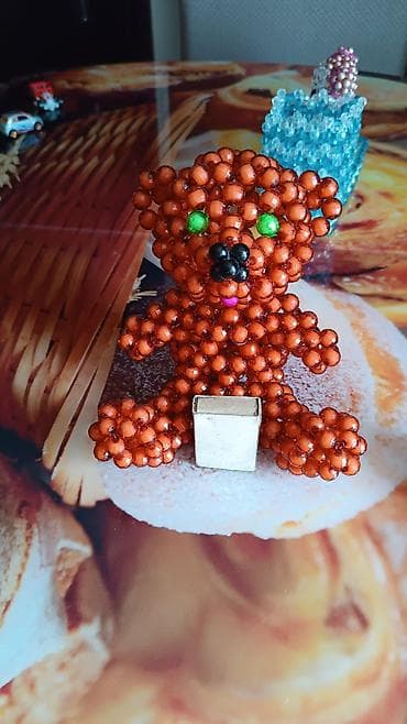 Делаю на заказ из бусин животных, фрукты,цветы,вазы,шкатулки,подставки at lalafo.kg Делаю на заказ из бусин животных, фрукты,цветы,вазы,шкатулки,подставки