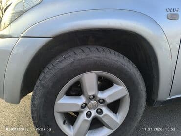 фары: Toyota RAV4: 2004 г., 2 л, Автомат, Бензин, Кроссовер — 9