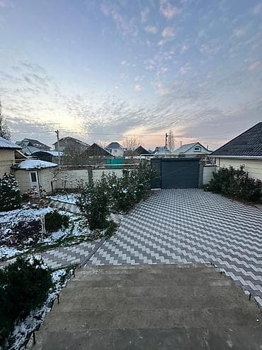 Сниму дом: Продается дом в районе Арча-Бешик 📍Локация: Куюкова/ Чортекова • — 2