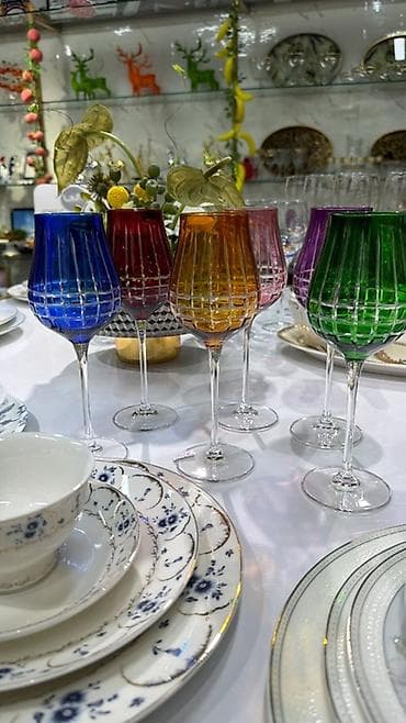 Набор бокалов и стаканов из цветного хрусталя - Коллекция