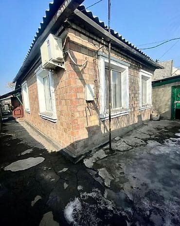 Дома: 🏢Продается дом 📍Кызыл Аскер Площадь участка: 4 сотки. Площадь дома — 5