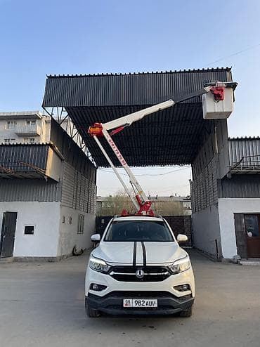 выси: Автовышка 12 метров, грузоподъемность люльки 200 кг. Выезд по Бишкеку — 1