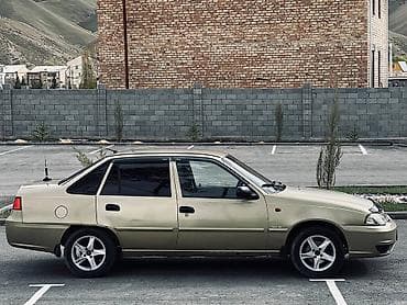 нексяа 2: Daewoo Nexia: 2009 г., 1.6 л, Седан — 3