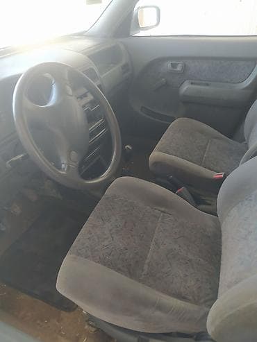 Продажа авто: Daihatsu Pyzar: 2000 г., 1.6 л, Механика, Бензин, Универсал — 2