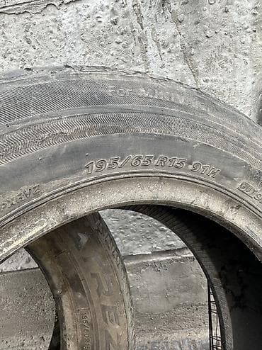 Продаю резину лето 195/65 r15
1шт 
Сост хорошая — 1