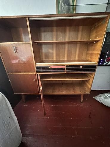 офис шкаф: Стенка-шкаф, Тип стенки-шкафа: Советская, Для спальни, Б/у, Особенности: Для хранения посуды — 1