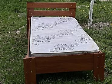 крвать: Односпальная кровать, Б/у, С матрасом, длина - 200 см — 1