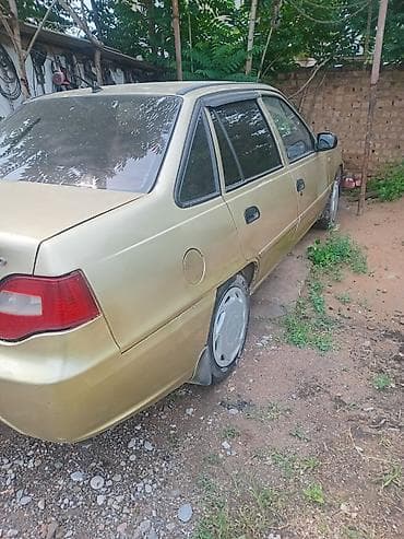 Транспорт: Daewoo Nexia: 2010 г., 1.5 л, Механика — 4