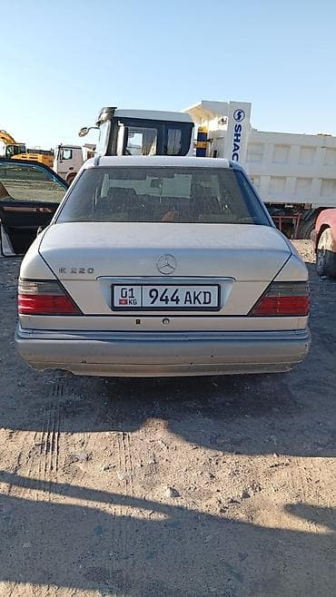 граната мерседес 124: Mercedes-Benz E-Class: 2002 г., 3.2 л, Автомат, Бензин, Седан — 1