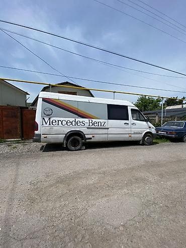 спринтер суппорт: Легкий грузовик, Mercedes-Benz — 3