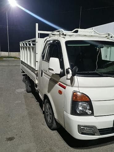 Hyundai Porter: 2017 г., 2.5 л, Автомат, Дизель, Универсал