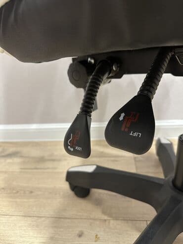 продажа кухонных гарнитуров бу: Кухонный стол и стул, Новый, цвет - Белый — 5