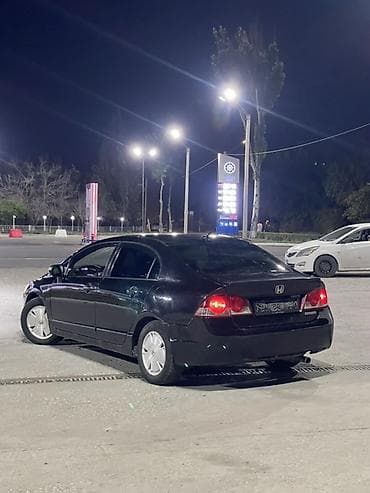 Honda Civic: 2008 г., 1.3 л, Вариатор, Гибрид, Седан — 2