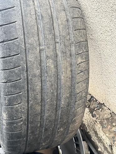 комплект шин: Лето R19 Пара Dunlop 245/45 Пара Continental 245/45 Состояние среднее — 4