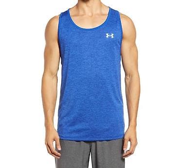 UNDER ARMOUR. Танк Тех 2.0.Верный размер. Считается обычной посадкой;