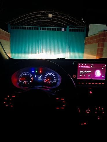 bmv e46: Kia Morning: 2017 г., 1 л, Автомат, Бензин, Хэтчбэк — 7