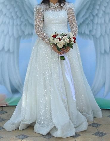 Свадебное платье A‑silhouette с длинными рукавами и фатой - Цвет