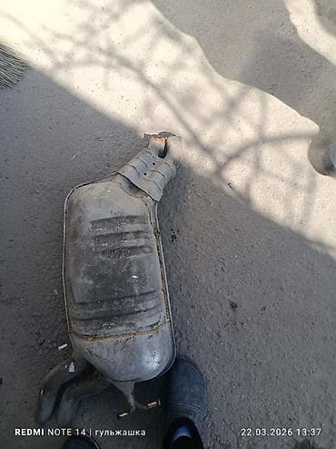 Системы освещения: Глушитель Mercedes-Benz 2001 г., Оригинал — 1