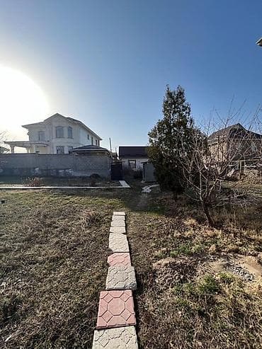 🏡 **Продаётся дом в ж/м Арча-Бешик!** 📍 Первая линия 📐 5 соток | 120