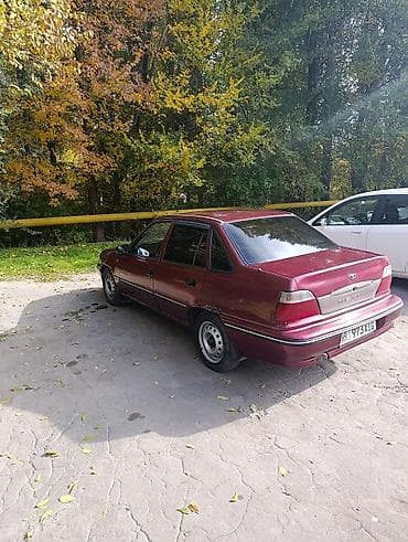 Унаа сатуу: Daewoo Nexia: 2005 г., 1.5 л, Кол менен иштөөчү, Бензин, Седан — 2