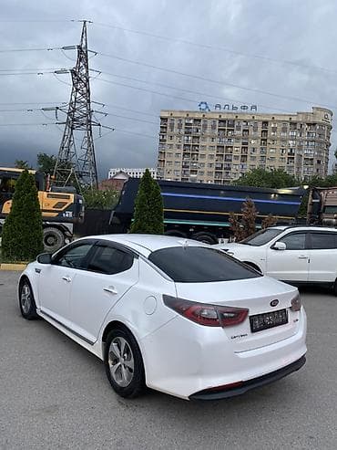 Продажа авто: Kia Optima: 2016 г., Гибрид, Седан — 3