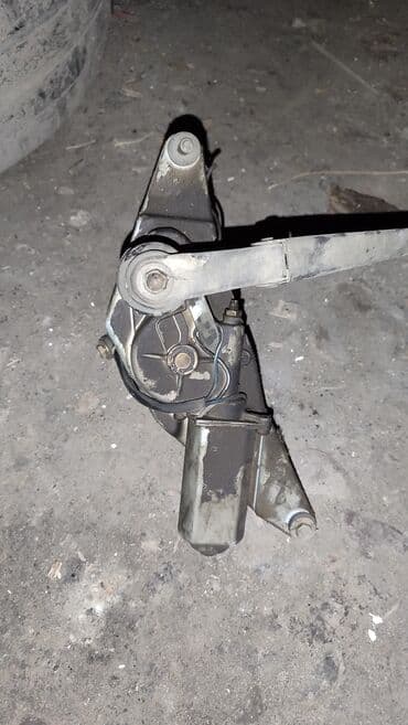 полировычный машынка: Электрический моторчик Mazda 1995 г., Б/у, Оригинал, Япония — 2