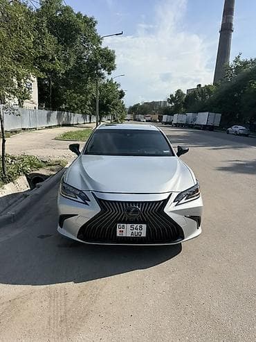 нива лобовое стекло: Lexus ES: 2018 г., 2.5 л, Вариатор, Гибрид, Седан — 2