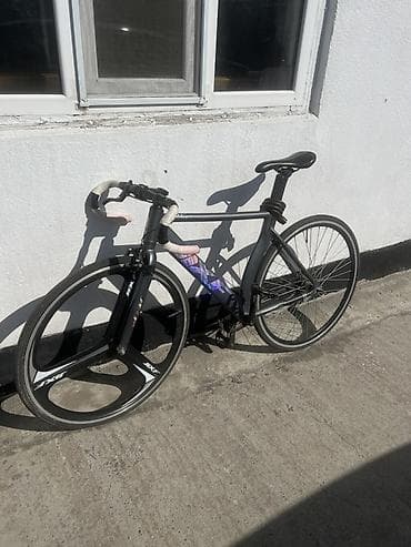 велосипет фикс: Городской велосипед, Рама M (156 - 178 см), Б/у — 1