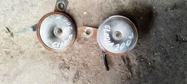 антенны для машин: Nissan Gloria 2002 клаксон, Ниссан Седрик 2002 передний сигнал — 1