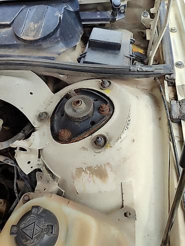 buick roadmaster: Audi 100: 1988 г., 2.3 л, Механика, Бензин, Седан — 5