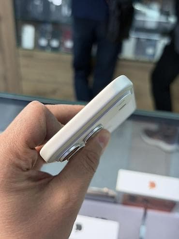 iphone про: IPhone 17 Pro, Серебристый — 5