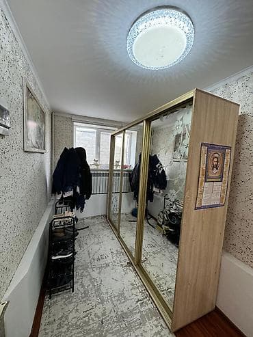 гараж продается: Продается 2х этажный 🏠 📍Район Красный Строитель ▪️Участок 4.1 сотки по — 8