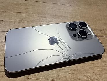 Apple iPhone: IPhone 15 Pro, 128 ГБ, Серебристый, Чехол, Коробка, 86 % — 1