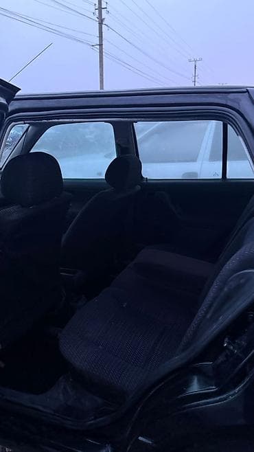 матиз объем 1: Volkswagen Vento: 1993 г., 1.8 л, Механика, Бензин, Седан — 7