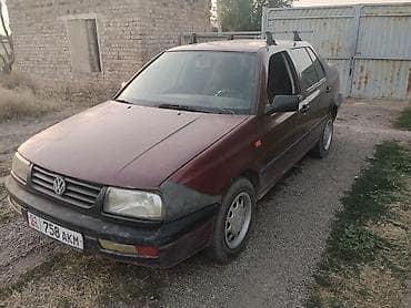 корзина на авто: Volkswagen Vento: 1993 г., 1.8 л, Механика, Бензин, Седан — 5