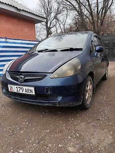 китайская маленькая машина: Honda Fit: 2002 г., 1.3 л, Вариатор, Бензин, Хэтчбэк — 1