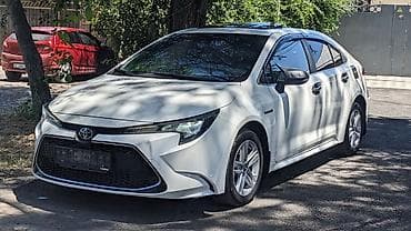 Продажа авто: Toyota Levin: 2019 г., 1.8 л, Вариатор, Гибрид, Седан — 2