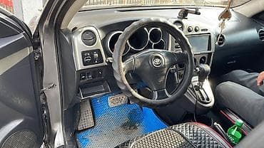 Toyota: Toyota Matrix: 2004 г., Автомат, Бензин, Универсал — 4